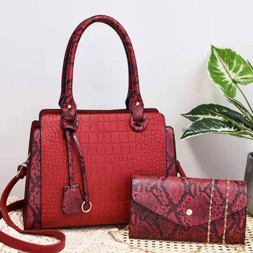 Stylish Serpentine Stitching Crossbody Bag - Fashionable Combination of Style and Function, showcasing a red crocodile-textured handbag with a coordinating snakeskin wallet, perfect for a fashionable daily bag.